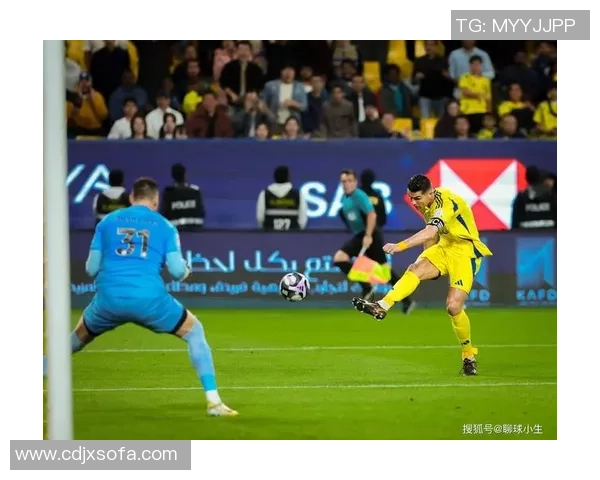 足球巨星赛场垃圾话：那些挑衅与幽默并存的经典瞬间